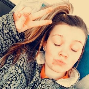 Meet your Posher, Bailey